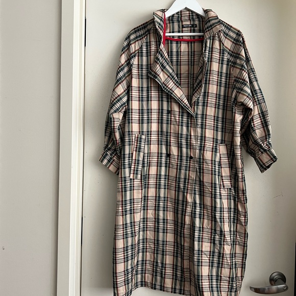 Nasty Gal Plaid Trench Coat - Picture 6 of 11